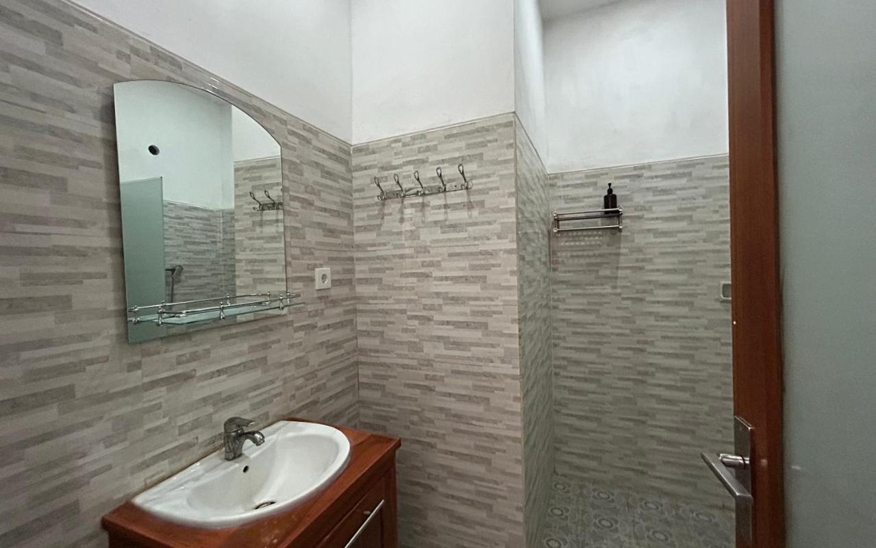 Kamar Kodel1 Seminyak (Bali)