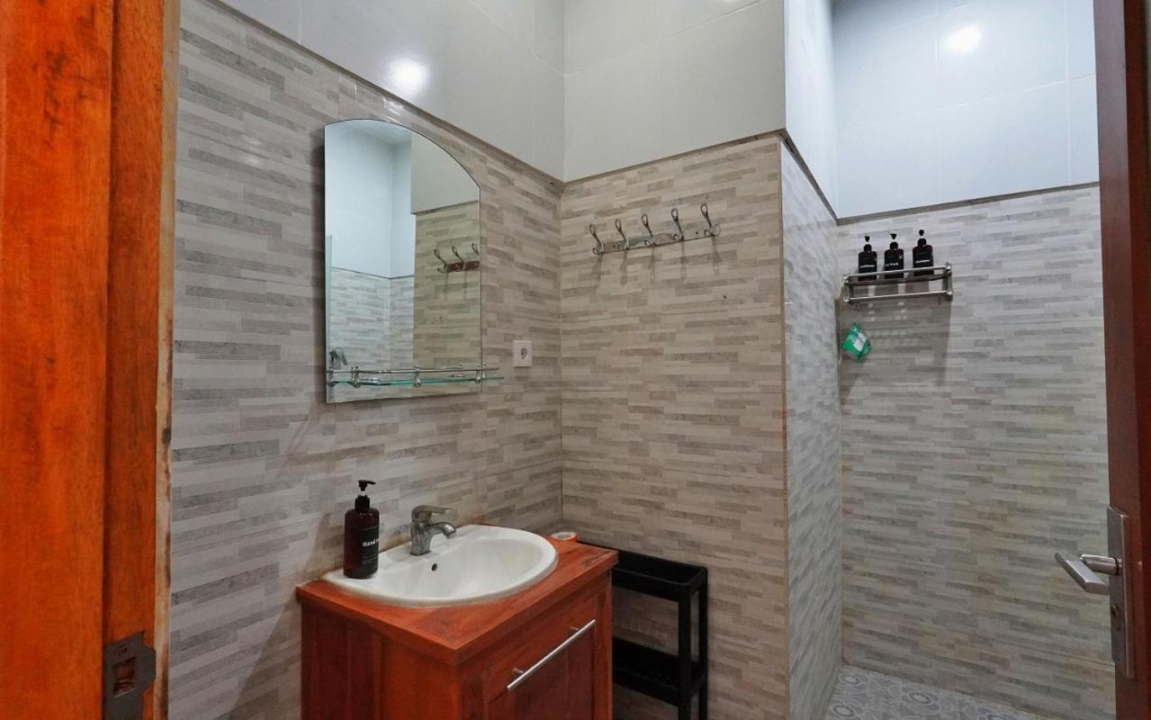 Kamar Kodel1 * Seminyak (Bali)